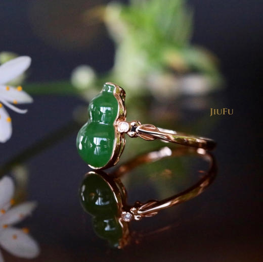 18K玫瑰金和田玉（碧玉）葫芦戒指 /单面葫芦8*13mm/菠菜绿 商品图1