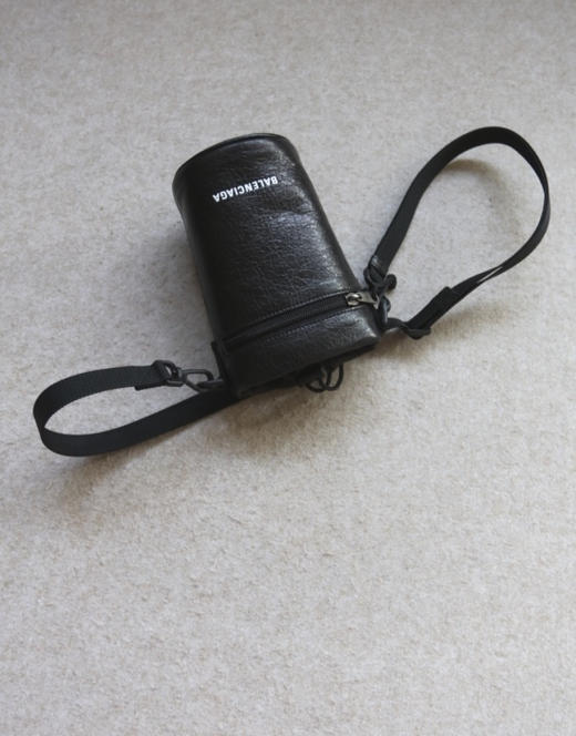 Are You Ready 来喽 哈！巴黎 油蜡裂纹 山羊皮 水壶包 小斜跨 包 商品图0