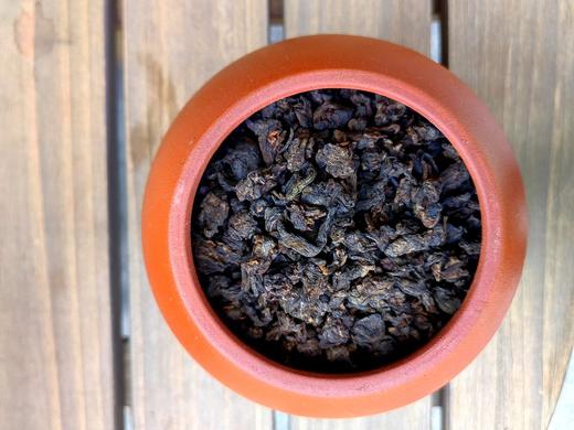 高货私房茶分享【十一年陈冰岛老寨老茶头】分享 200g/罐；飞天级别，香糯醇滑，市面稀少，先抢先得 商品图1