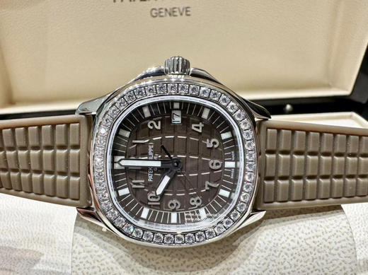 PPF手雷升级版～女款直径36mm 厚度8mm蓝宝石镜面克隆原装瑞士石英机芯 拆机也乱真橡胶表带 折叠扣 商品图10