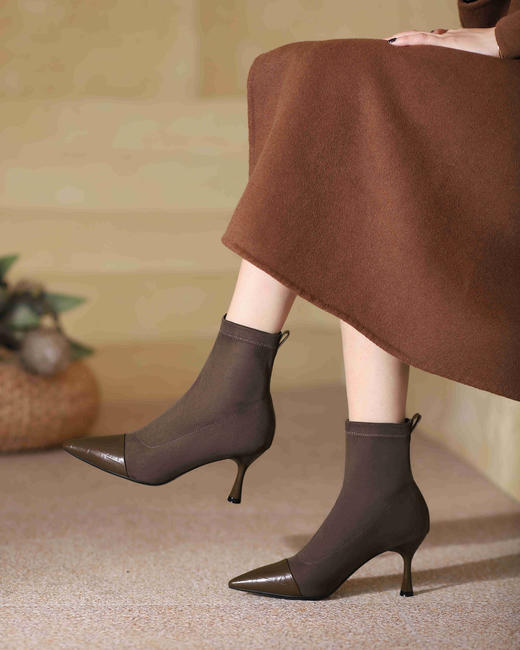西村名物2021冬季新款弹力高跟短靴女尖头细跟短筒瘦瘦靴T21DS44961 商品图0