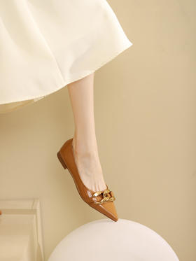 westory2022新款晚晚风小众尖头气质浅口平底通勤百搭单鞋W21CE71521