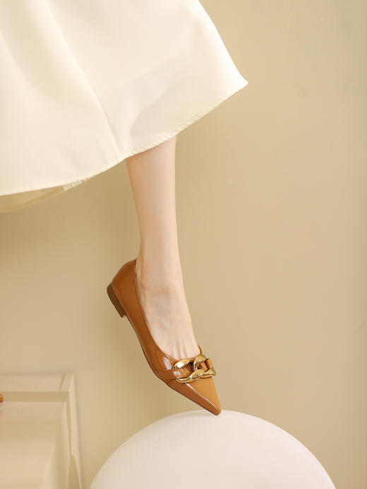 westory2022新款晚晚风小众尖头气质浅口平底通勤百搭单鞋W21CE71521 商品图0