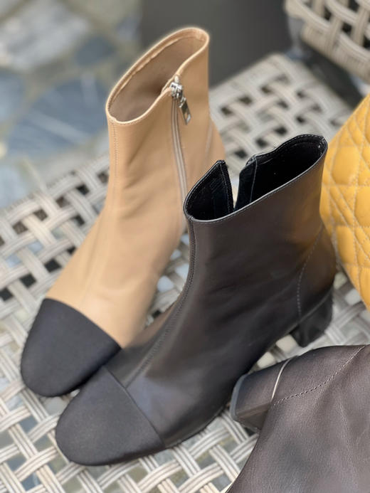 westory22年秋冬新款英伦风拼色时尚女靴82661 商品图0