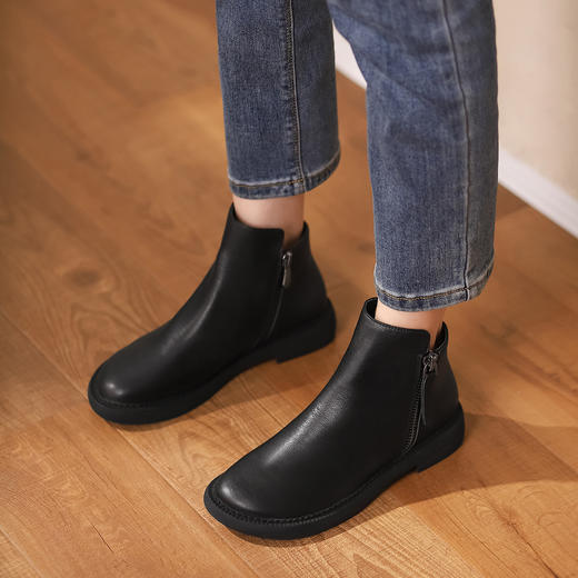 西村名物2021秋冬秋冬时尚爆款加绒英伦风马丁靴简约百搭切尔西靴短靴女X21DS43791 商品图0