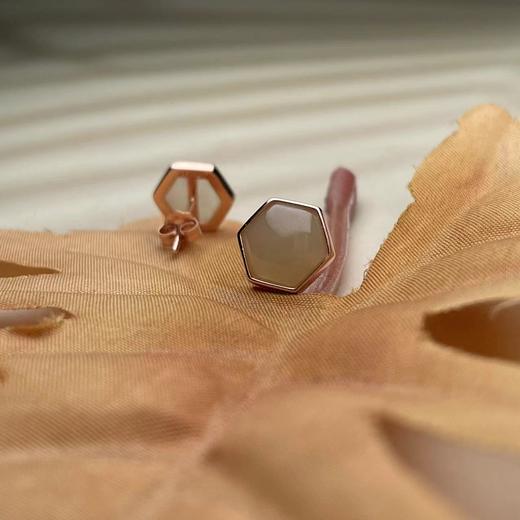 s925和田玉耳坠-六边形白玉耳钉 商品图0