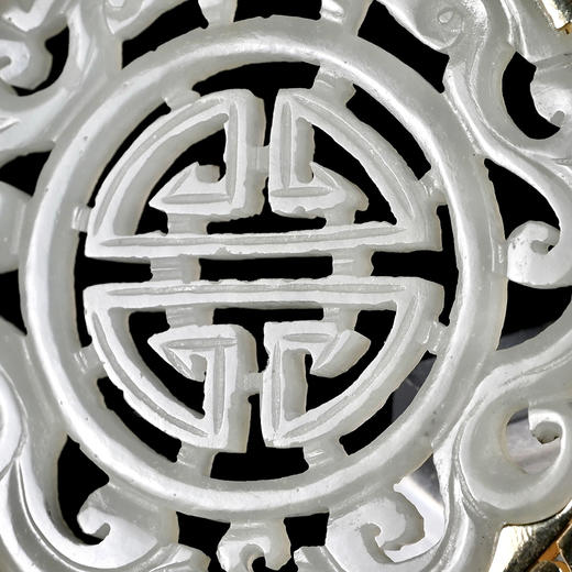 清代和田白玉“双龙捧寿”项坠 商品图3