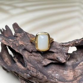 s925和田玉戒指-简约白玉方形