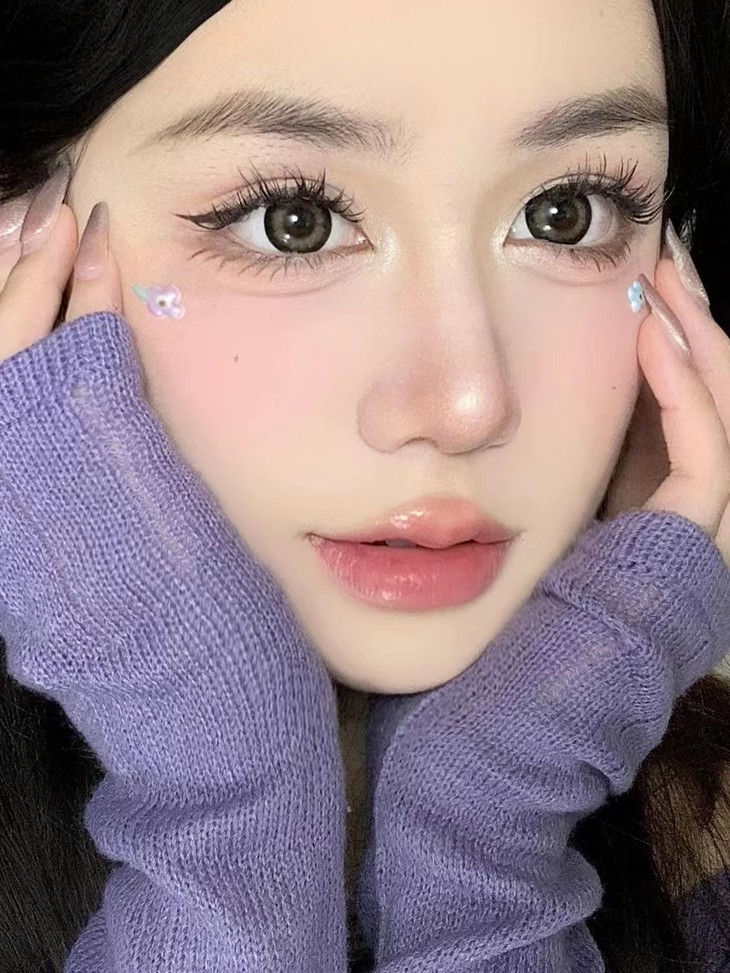 【易梦玲同款】Kikicon美瞳 日抛隐形眼镜 花椒奶糕14.5mm 1盒/10片 - VVCON美瞳网