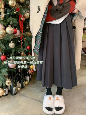 <曾小咸推荐>曾小咸黑色半身裙女中长款春秋季新款高腰设计感a字百褶裙伞裙子