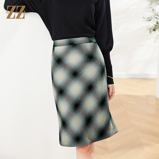佐尔美2023春季新款 气质绵羊毛格纹包臀半身裙短裙女E03QZ08 商品图3