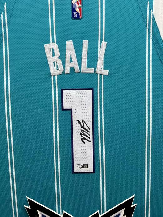 收藏系列 三球 黄蜂队1号绿色 亲笔签名球衣 B578879 商品图1