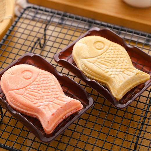 名糖 巧克力味/草莓味 鲷鱼烧威化奶油夹心鱼形烧糕点 商品图1