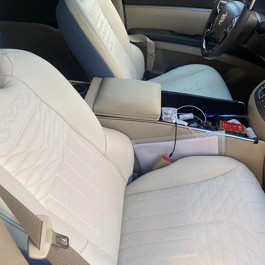 别克	GL8 2.4L CT豪华商务舒适版【长租-北京】 商品图9