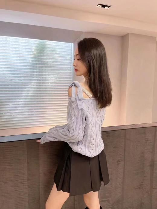 一字肩绞花蝴蝶结上衣 商品图5