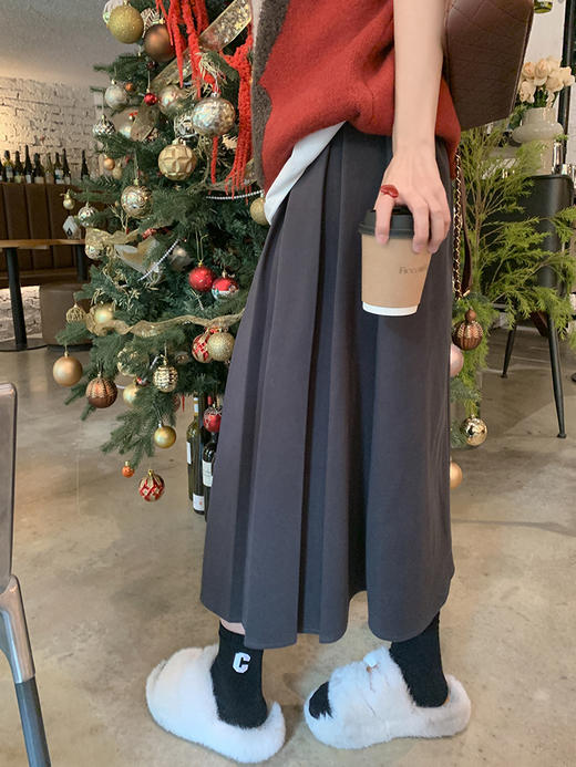 <曾小咸推荐>曾小咸黑色半身裙女中长款春秋季新款高腰设计感a字百褶裙伞裙子 商品图4