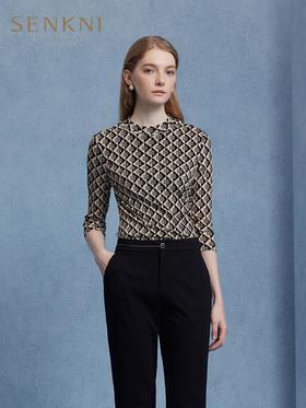 3楼SENKNI服饰小衫