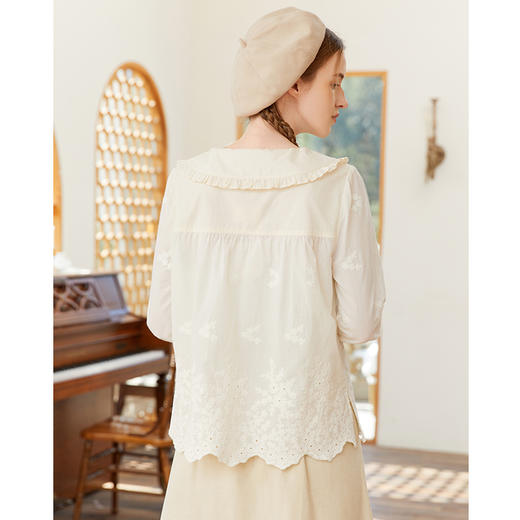 Famecoco范可儿重工刺绣衬衫女春秋款纯棉娃娃领衬衣花边袖FAB1BA018 商品图2