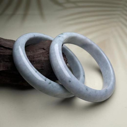 翡翠镯子-宽条紫白底飘花 商品图0