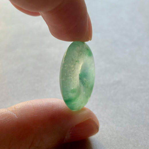 高冰种飘绿花翡翠平安扣 商品图9