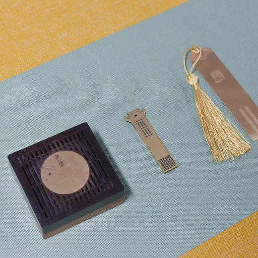羽诗制造出品 书香记忆四方香盒U盘黄铜书签套装文创礼盒 商品图0