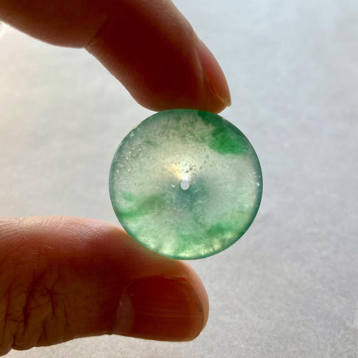 高冰种飘绿花翡翠平安扣 商品图8