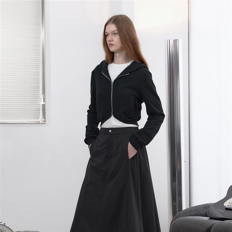    NUTH“悬置沙漏"｜短款连帽卫衣修身显瘦拉链开衫外套