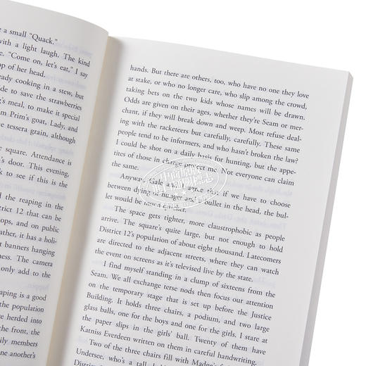 饥饿游戏 美版 英文原版小说三部曲 全套1-3册 The Hunger Games Trilogy 电影原著正版小说书籍 燃烧的女孩 嘲笑鸟 科幻小说 商品图2