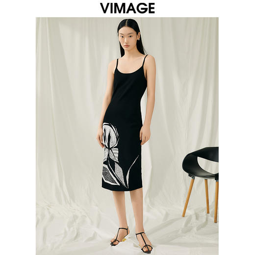 VIMAGE纬漫纪夏季新款气质修身显瘦吊带针织连衣裙V1901529 商品图3