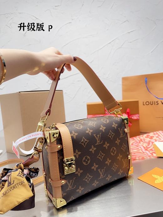 点此购买 LV经典老花单肩软箱子 js 245152 商品图7