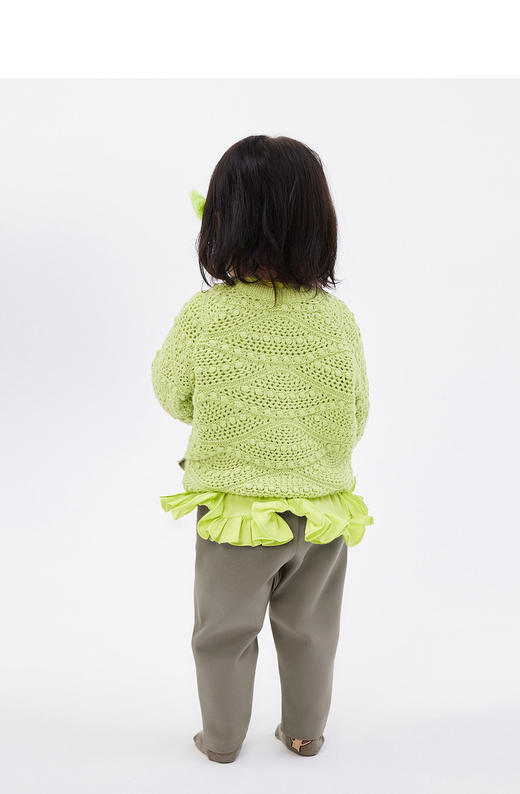 JNBY  23年春款  巴兰素羊毛短款开襟毛衫  YN2312480 商品图3