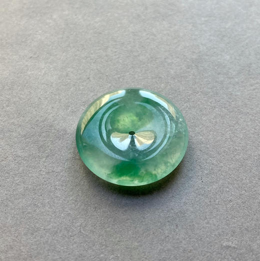 高冰种飘绿花翡翠平安扣 商品图2