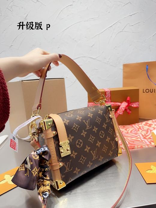 点此购买 LV经典老花单肩软箱子 js 245152 商品图0