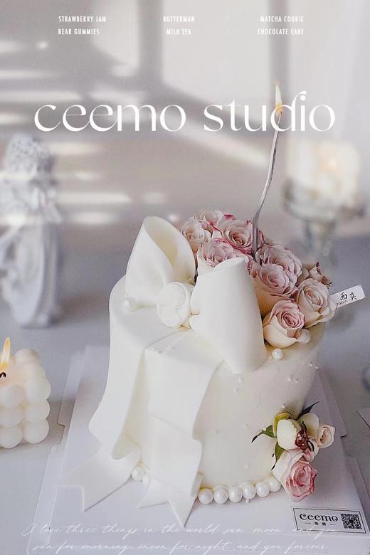 白色蝴蝶结鲜花 商品图3