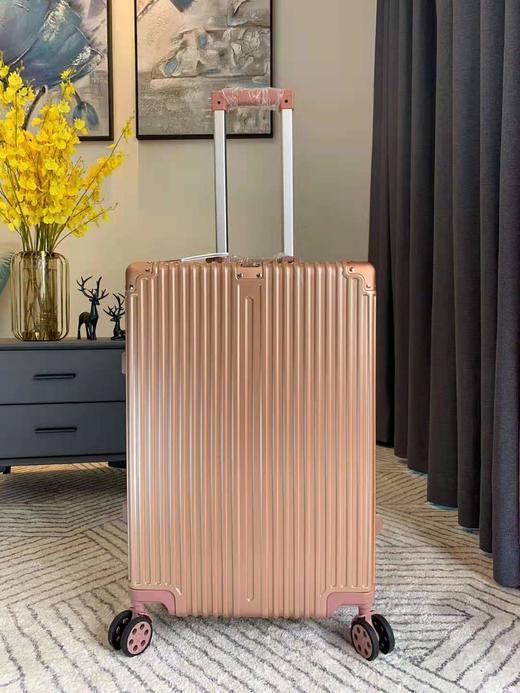 2117日默瓦 拉杆箱 商品图4