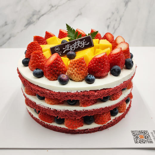 味美特“红颜知己”草莓红丝绒水果蛋糕，草莓，芒果进行主要搭配，蓝莓进行点缀装饰-此款蛋糕不可做6英寸 商品图1