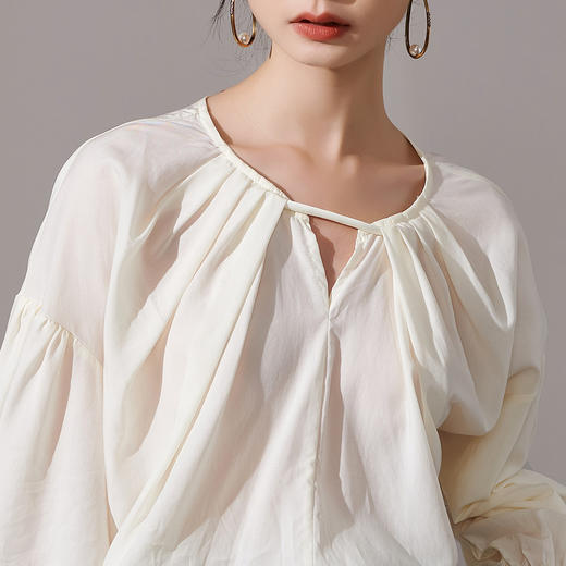 剩S/L/XL 芳外【法调小众设计感衬衫】2025春季新款宽松慵懒女式衬衫 商品图4