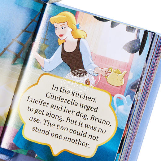 【中商原版】迪士尼小美人鱼 爱丽儿 迷你书 Disney The Little Mermaid Tiny Book 英文原版 Brooke Vitale 商品图3