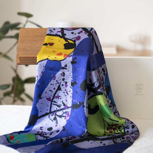 吴冠中艺术丝巾《石榴》方巾桑蚕丝 商品图0