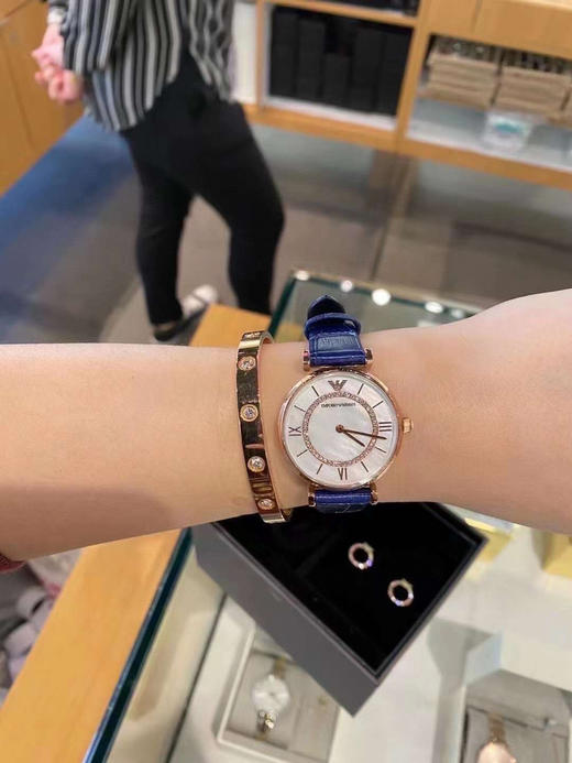 国内现货1088元！原盒带有礼品小票阿玛尼摩天轮套装 玫瑰金色表圈，型号AR80053 商品图7