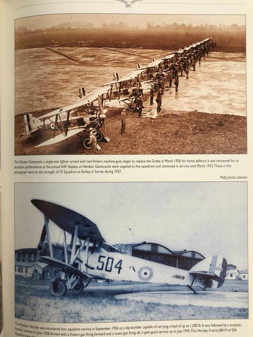 英国皇家空军图史 450余幅插图 精装大16开 商品图14