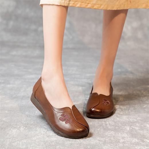 MLD-6608春季新款绣花牛筋底套脚休闲舒适浅口妈妈单鞋软底奶奶鞋 商品图5