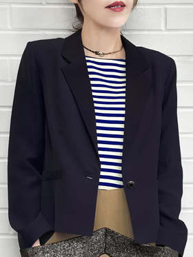 TYNVIE 小纽扣复古短西装- 深海蓝