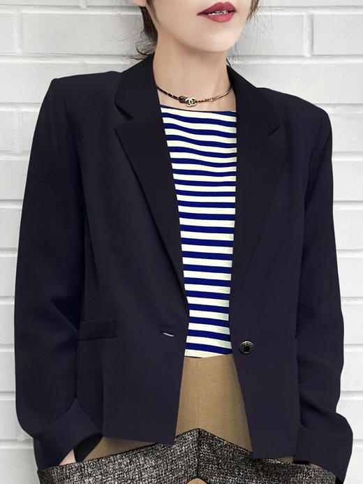 TYNVIE 小纽扣复古短西装- 深海蓝 商品图0