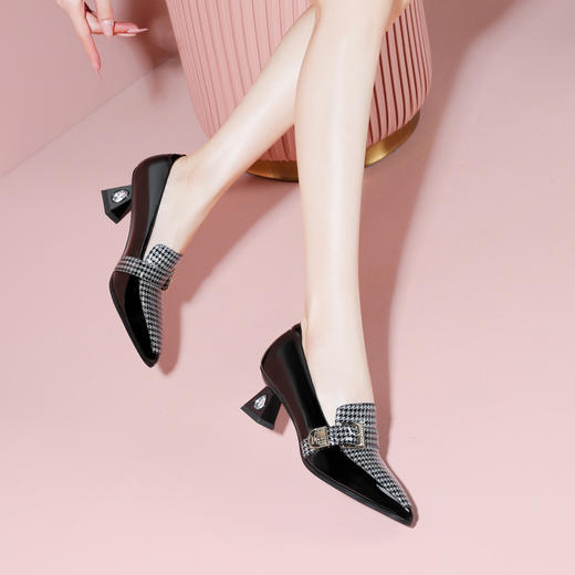 舒适简约，格纹拼接漆皮+超迁皮高跟小皮鞋YSML-A002-H907 商品图1