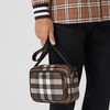 英国 BURBERRY 巴宝莉 22SS 男士格纹拉链单肩包 8050830 商品缩略图0