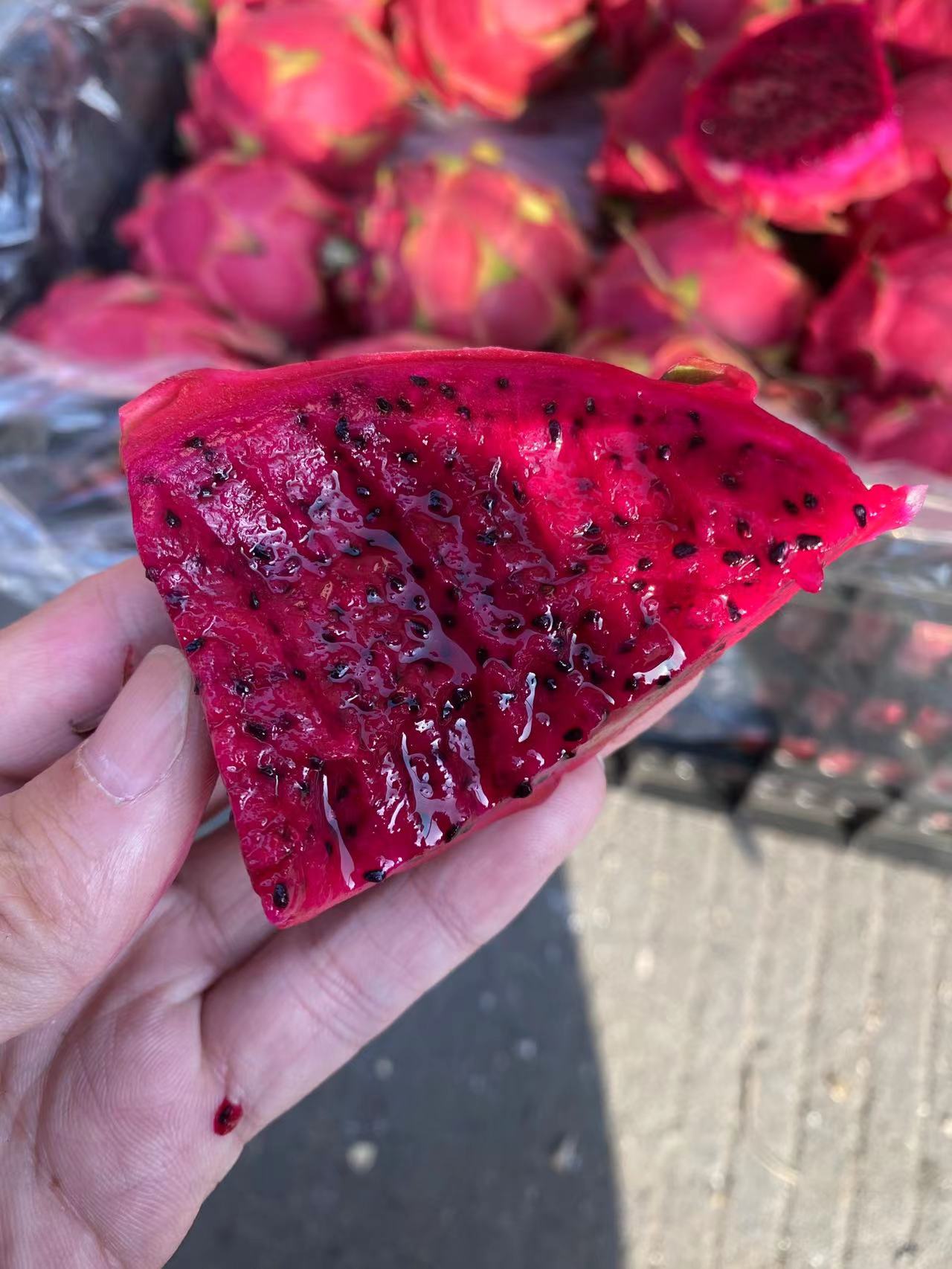 周四取货：【海南蜜宝火龙果】一份2个，超甜无比，鲜嫩多汁，果肉糯滑！