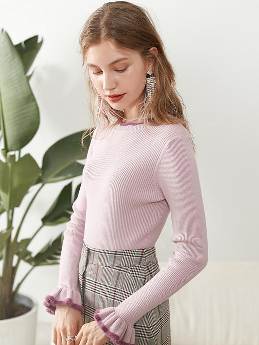 欧芮儿2019秋新款简约百搭泫雅风套头喇叭袖撞色毛针织衫女上衣 商品图2