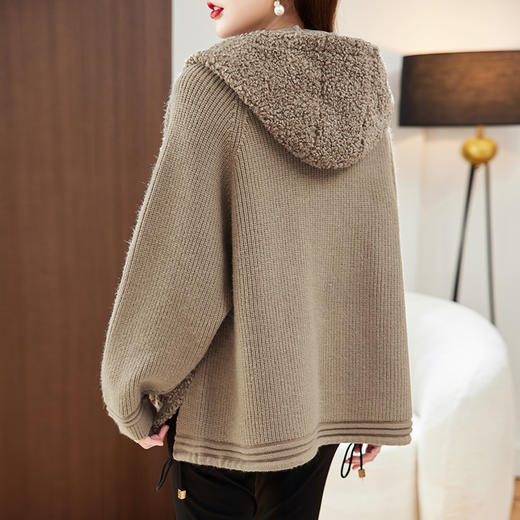 新款时尚，气质皮毛一体毛呢加厚连帽外套HR-A77-1069 商品图4