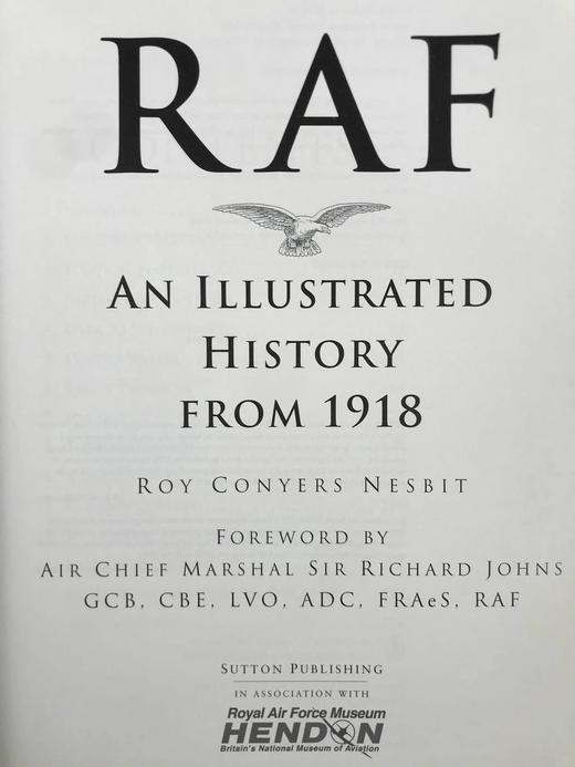 英国皇家空军图史 450余幅插图 精装大16开 商品图3